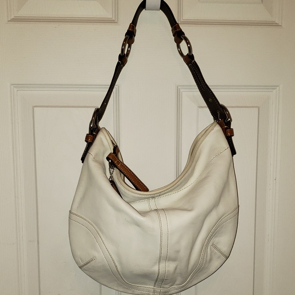 COACH White Leather shoulder bag